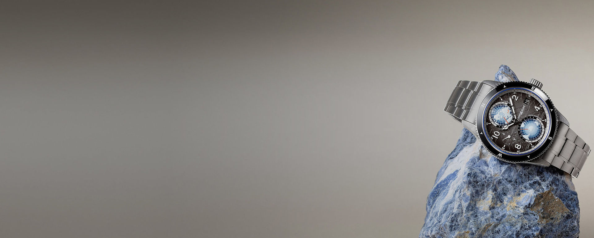 Explore our watches! Explore our watches!