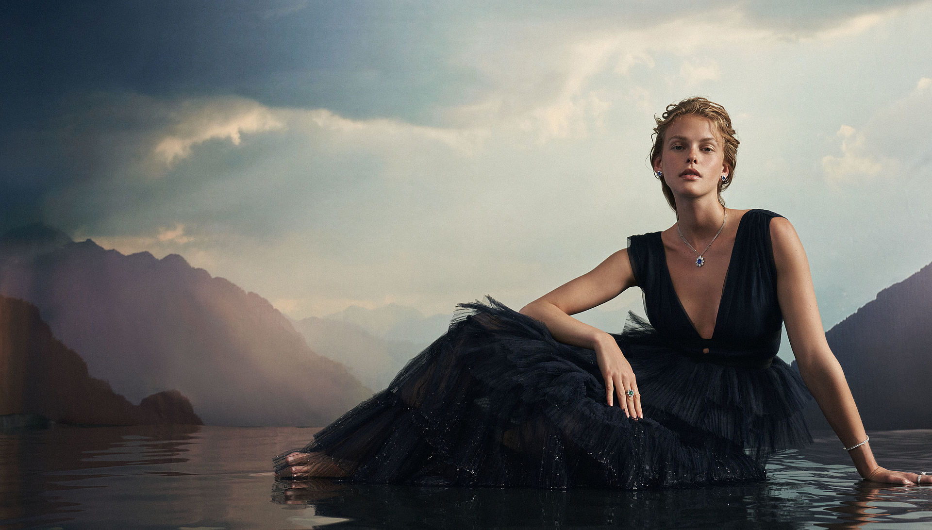 PRODUCTS ON DISPLAY PRODUCTS ON DISPLAY