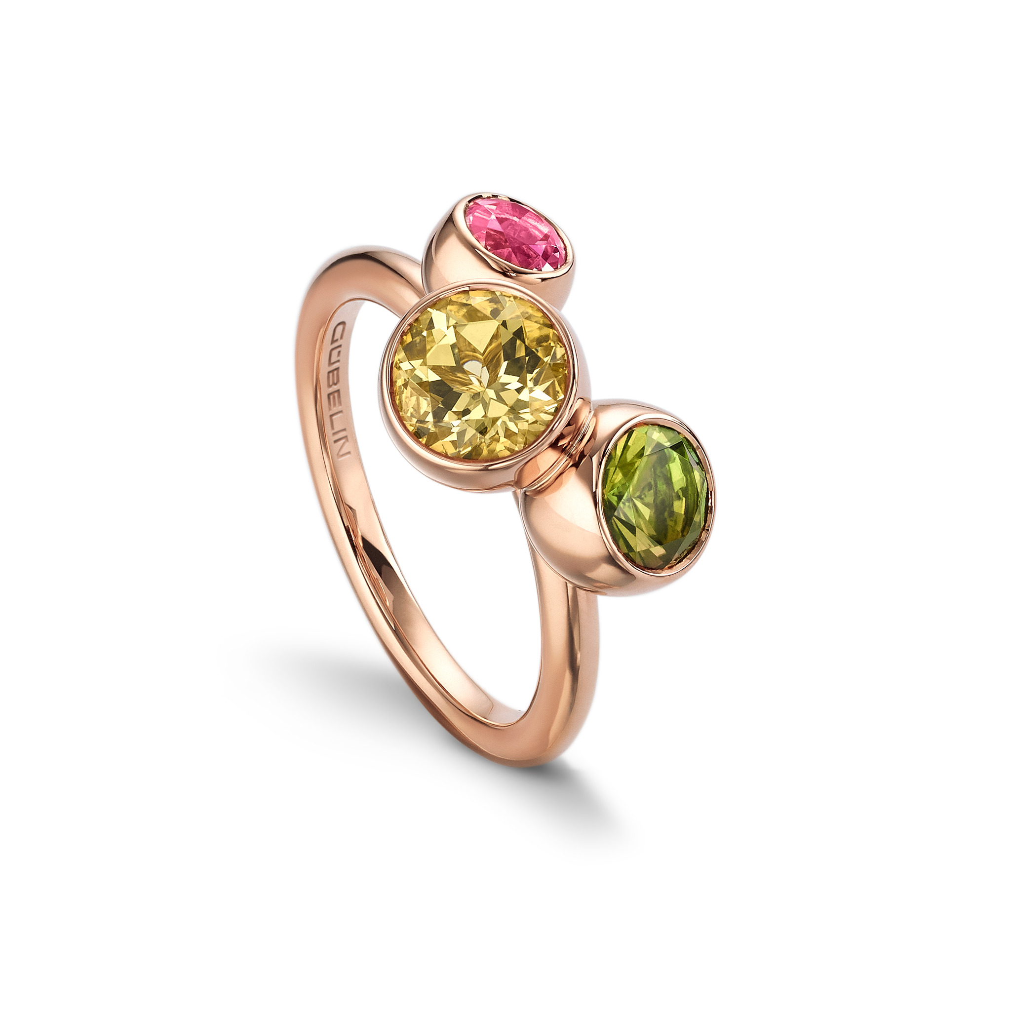 Ring with coloured gemstones