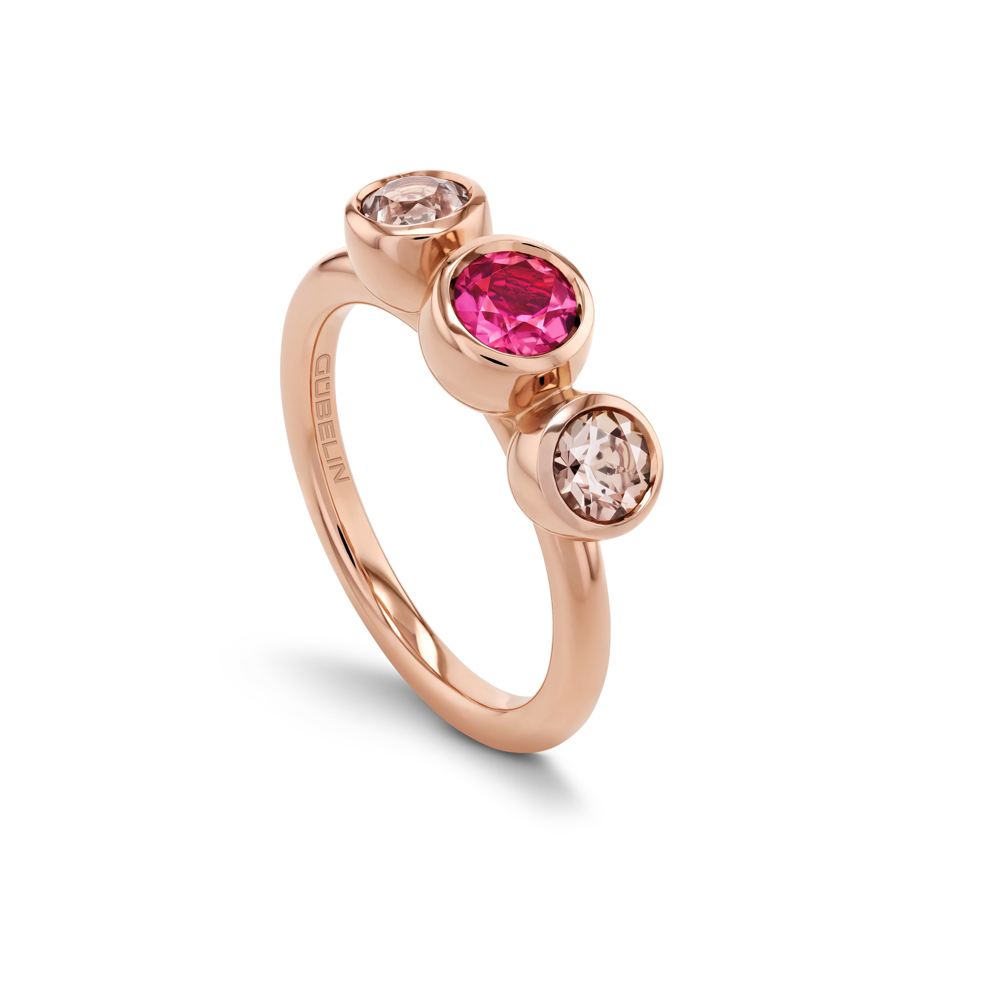 Ring with coloured gemstones