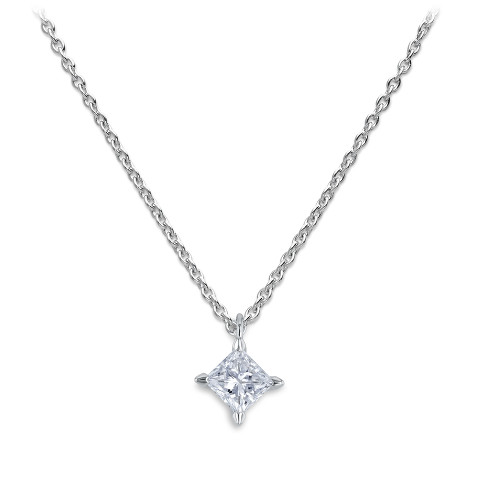 Necklace with diamond