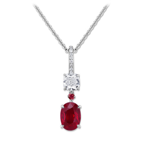 Necklace with ruby