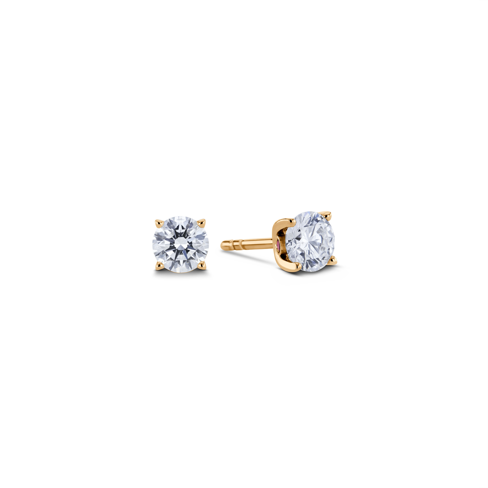 Solitaire earrings with diamonds