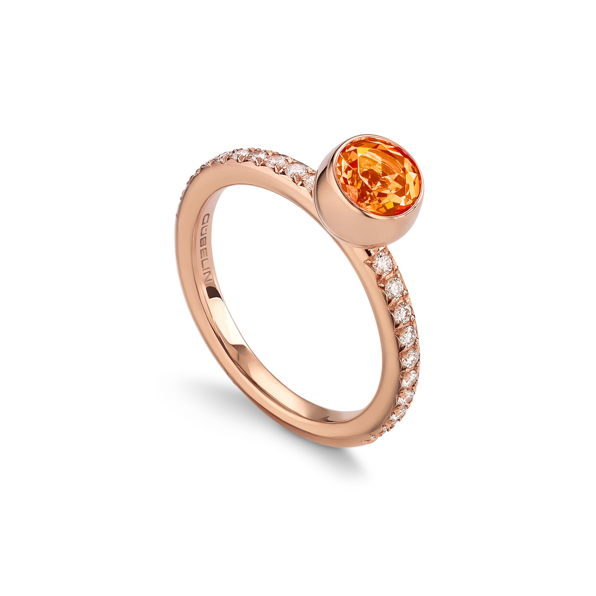 Ring with mandarin garnet