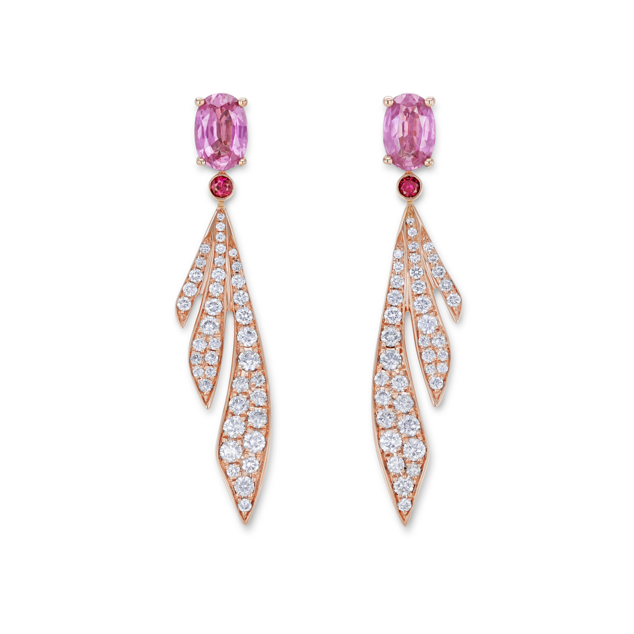 耳环镶嵌蓝宝石